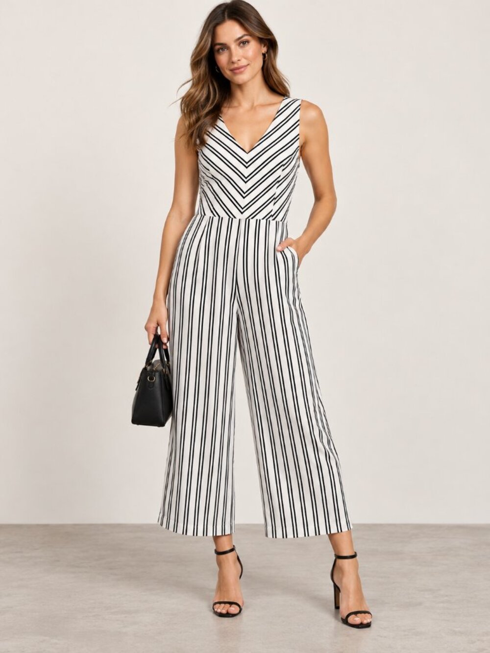 Banana Republic Size 8 Black White Striped Chevron V-Neck Wide Leg Jumpsuit